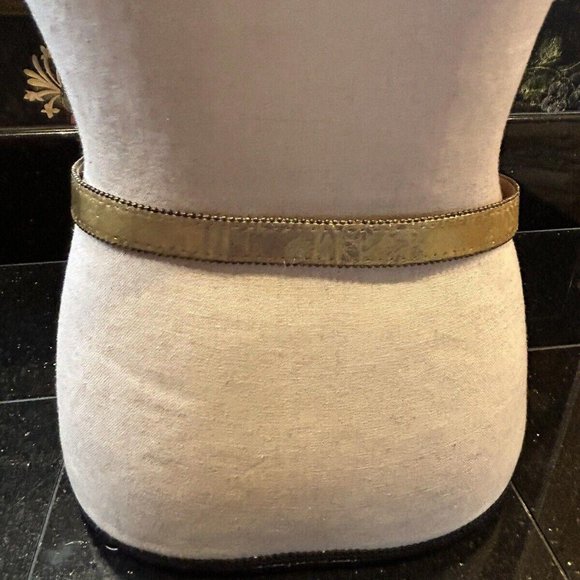 Women’ Gold Foil W/Gold Beads On The Edge Ornate Gold Buckle 33x 3/4” Sz Small - Picture 3 of 5